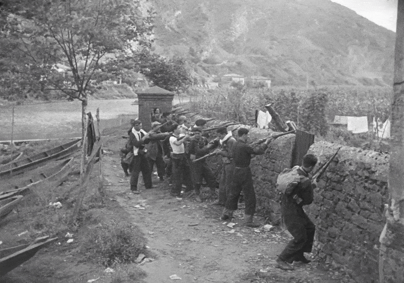 La huida masiva a Francia para escapar del conflicto