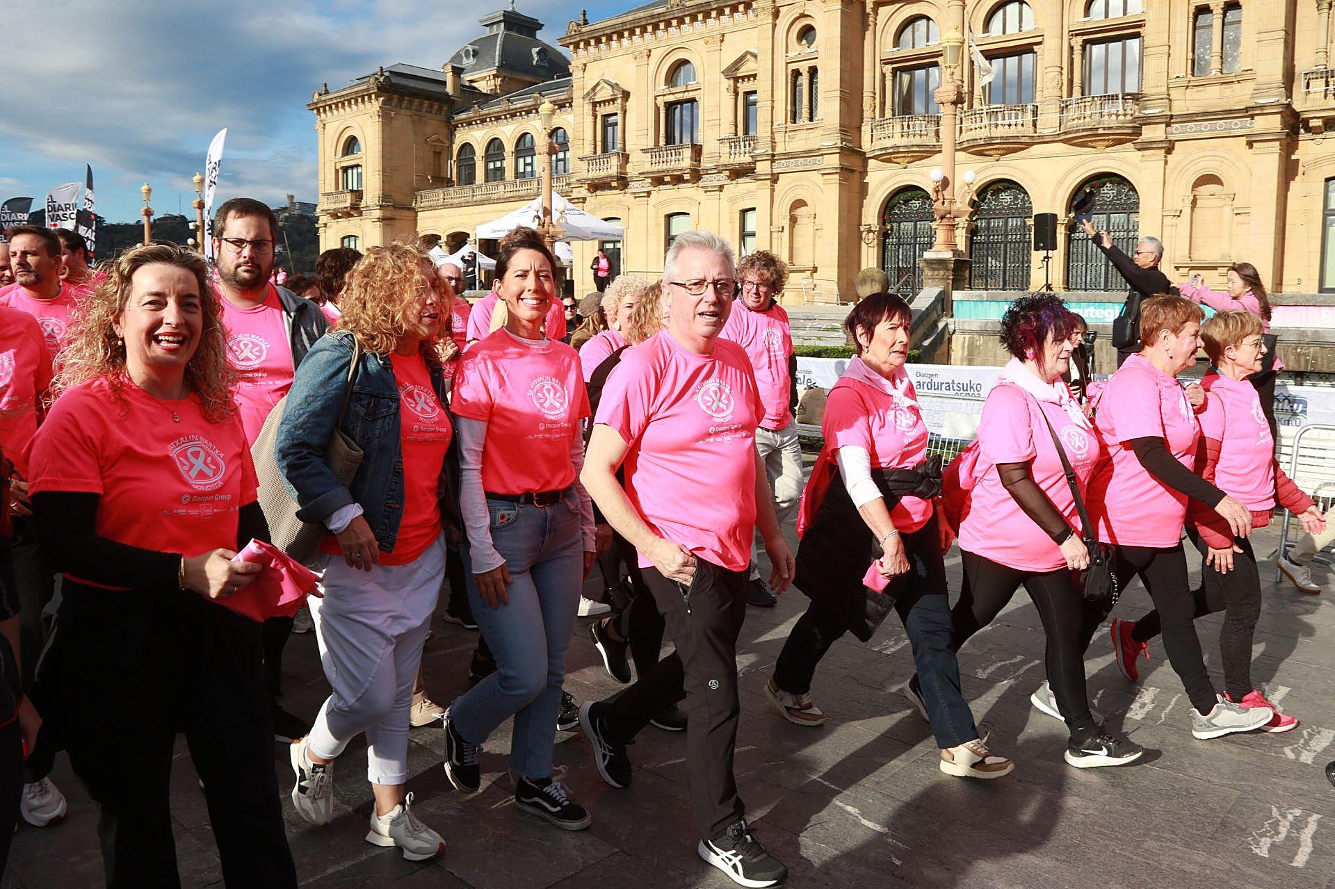 Una reivindicación llena de color por el cáncer de mama