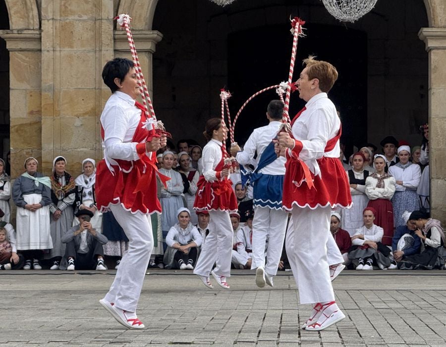 Emotiva arku dantza intergeneracional
