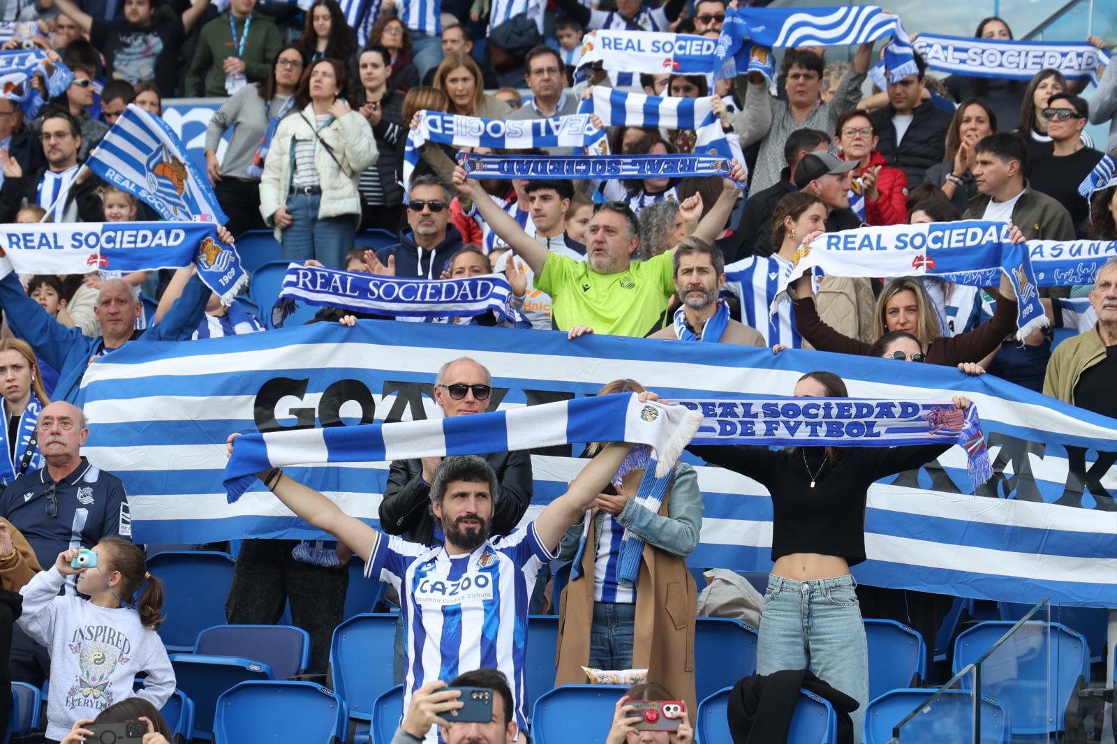 La Real y el Athletic se miden en un derbi de alto voltaje