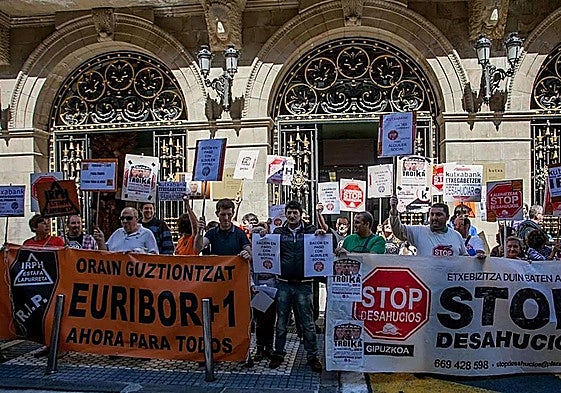 La plataforma IRPH Stop Gipuzkoa carga contra el Supremo por sus últimas sentencias