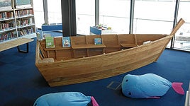 Bibliotecas como la de Ubera de Pasai Donibane, se insertan en la red de refugios climáticos.