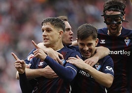 José Corpas anotó el tanto del Eibar tras una jugada colectiva en la que dieron hasta 16 toques, iniciada por Magunagoitia hasta marcar.