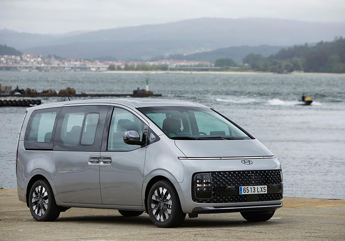 Hyundai STARIA Hybrid