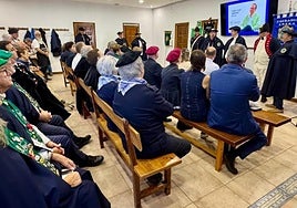 Las renovadas instalaciones de la Asociación Cultural Casino de Anaka fueron escenario acogedor tanto del VIII Capítulo de la Cofradía Anaka como de la posterior comida de hermandad.