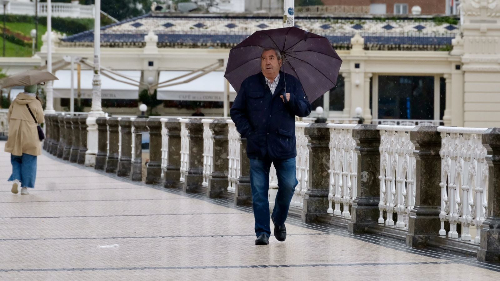 La nieve se suma a los chubascos por la masa de aire ártico en Gipuzkoa