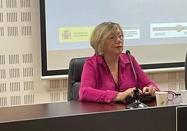 La periodista Aurora Intxausti, este jueves en las XI Jornadas de la AVT en Donostia.