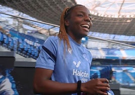 Edna recibió la visita sorpresa de su madre y su hermano.