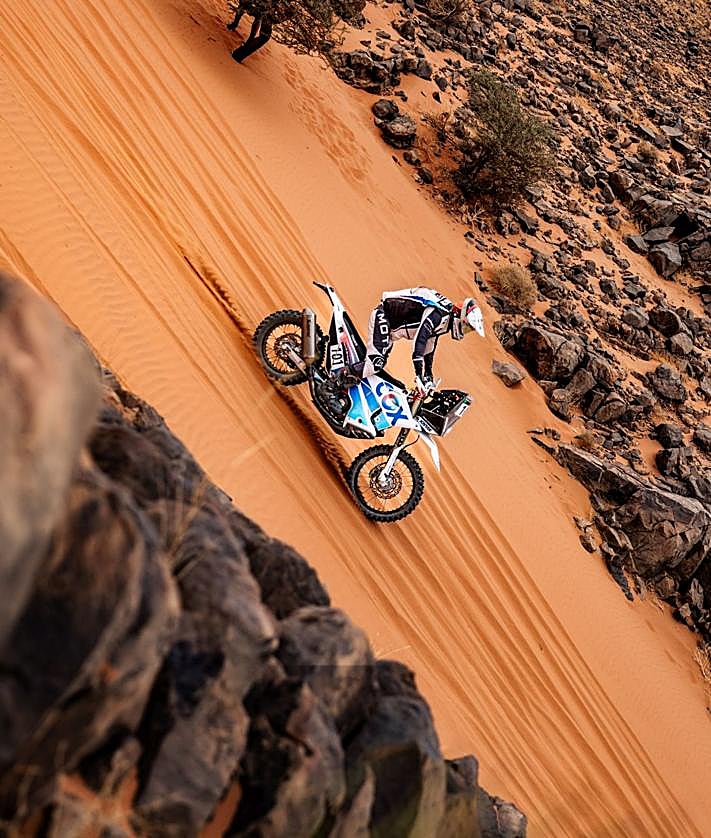 Imagen secundaria 2 - «El Dakar es otra cosa, no vale con ir rápido»