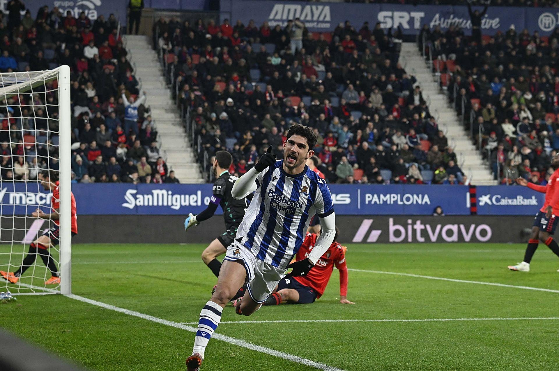 Las mejores imágenes del Osasuna - Real Sociedad