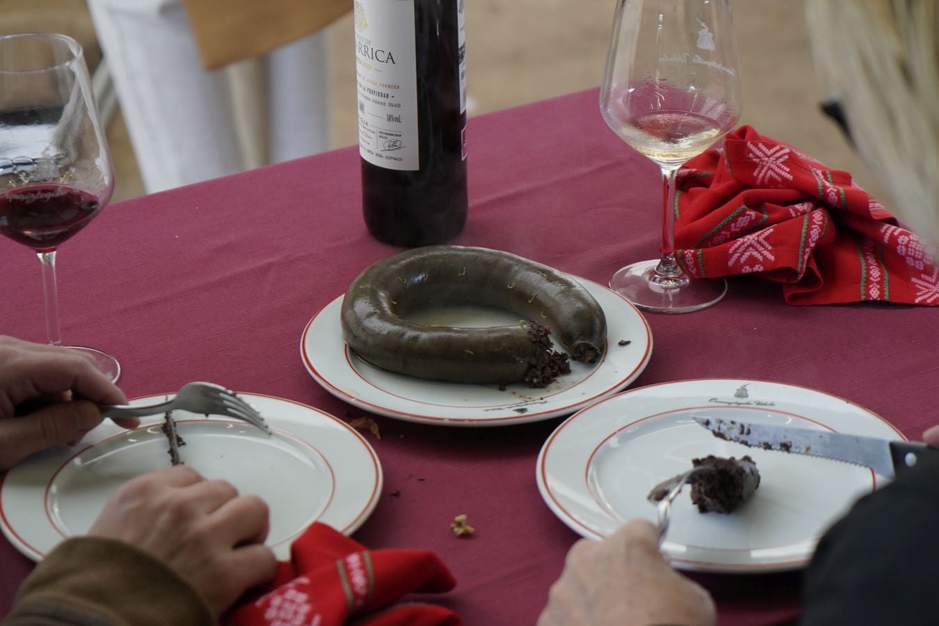 Odolkia, babarrunak eta ardoa nagusi Ormaiztegin