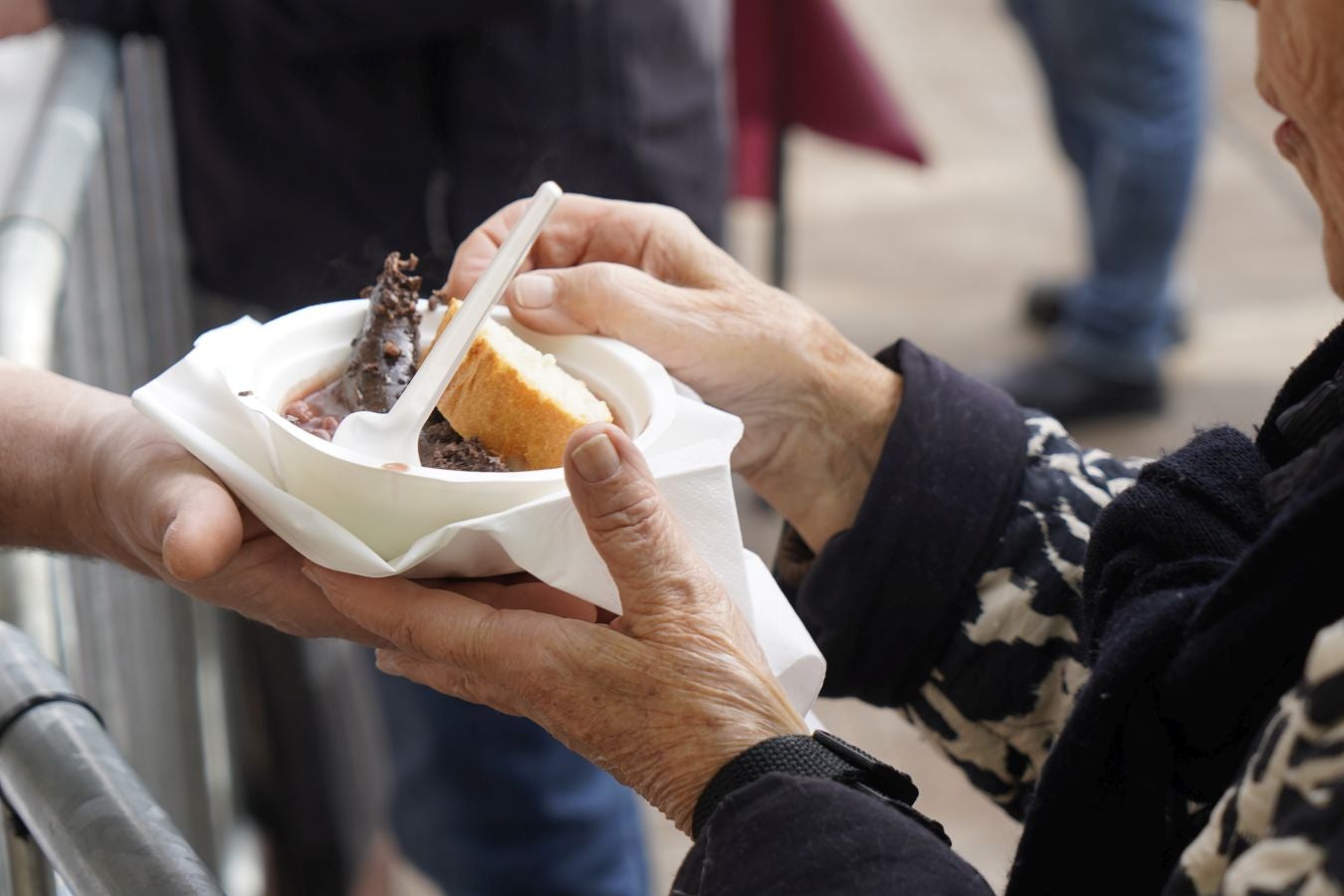 Odolkia, babarrunak eta ardoa nagusi Ormaiztegin