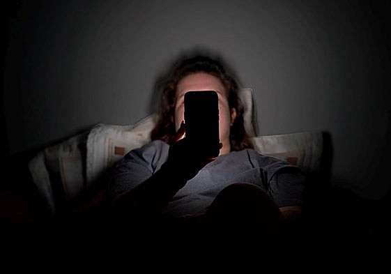 Los jóvenes han llegado a normalizar este tipo de explotación sexual en el entorno digital.