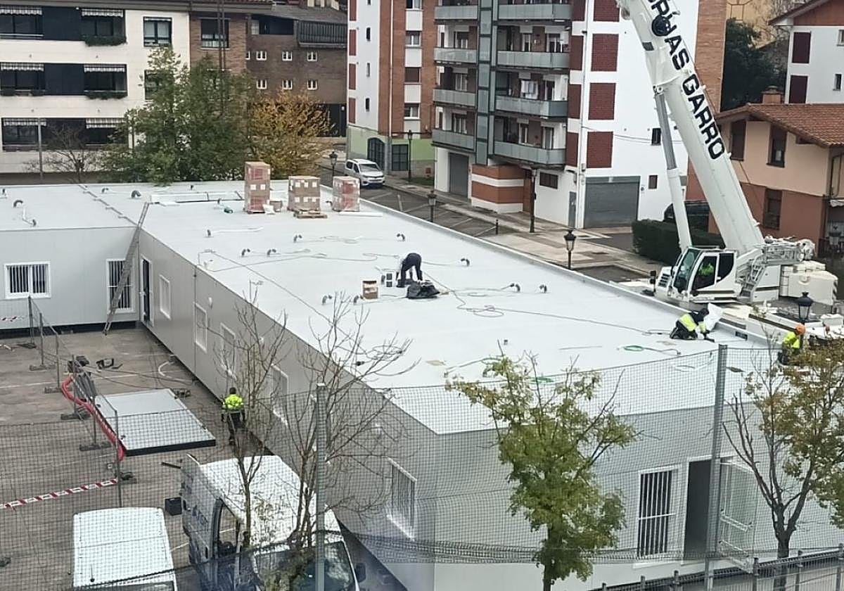 Durante la construcción del nuevo ambulatorio, el servicio se prestará en las cabinas instaladas.