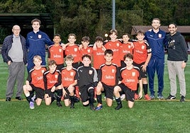 La foto oficial del Urki Larragest, equipo que compite en la categoría infantil txiki.