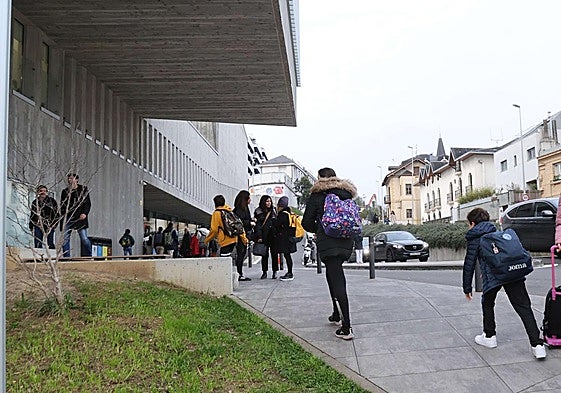 Los centros de enseñanza de iniciativa social vascos harán huelga el 20 de enero