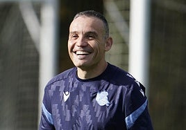 Sergio, sonriente durante un entrenamiento en Zubieta