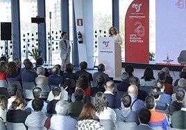 Susana García Chueca interviene en el acto por el 20 aniversario de ETS en Tabakalera.