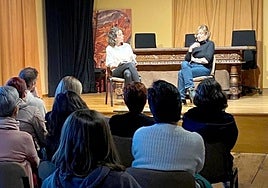 Karmele Jaiorekin solasaldia, pasa den ikasturtean.