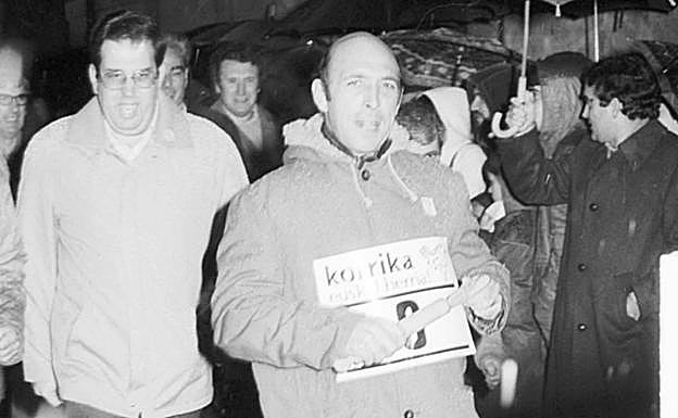 Eli Galdos, Oñatiko alkate eta Gipuzkoako ahaldun nagusia izandadakoa, euripean atxintxiketan.