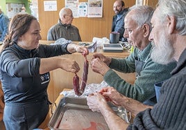 Participativa Fiesta de  la Matanza extremeña