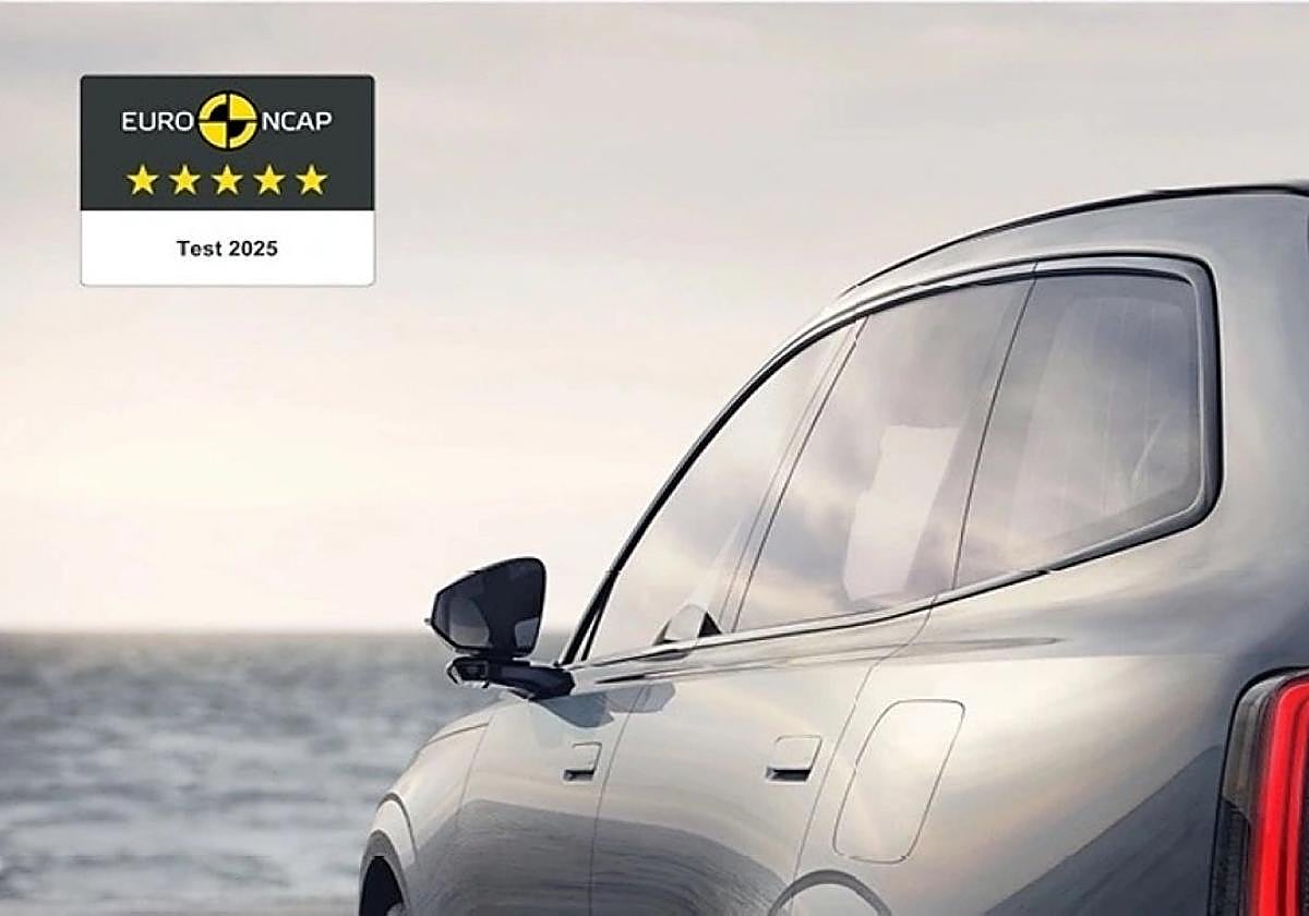 El Volvo EX90 recibe cinco estrellas en las pruebas de seguridad de Euro NCAP
