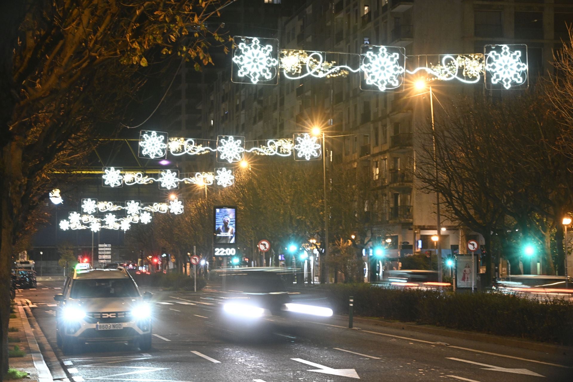 Se encienden las luces de Navidad en San Sebastián