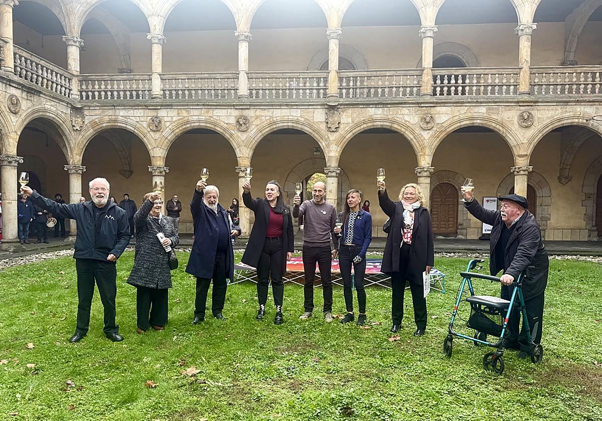 «Ez gero, orain baizik»: Korrikaren 45. urteurreneko omenaldia Oñatin