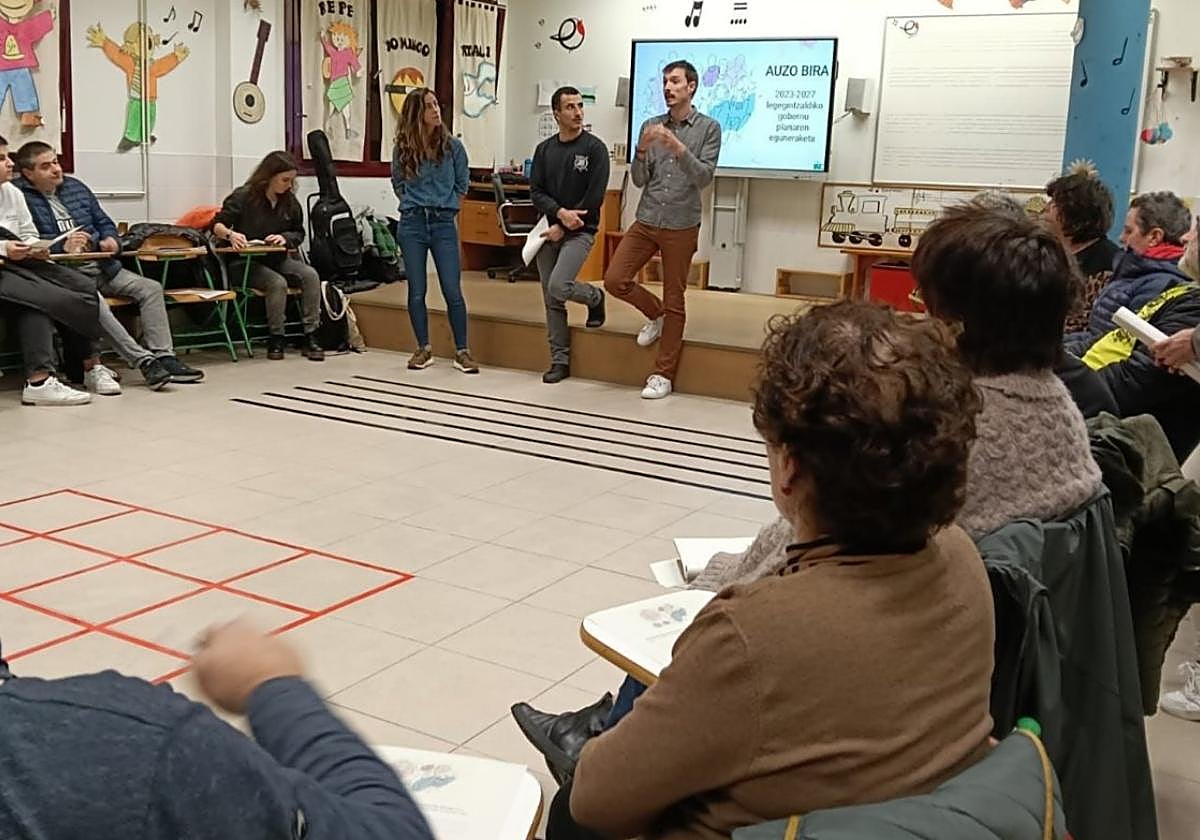 Una de las citas desarrollada en la última edición de los encuentros en los barrios con Auzo Bira.