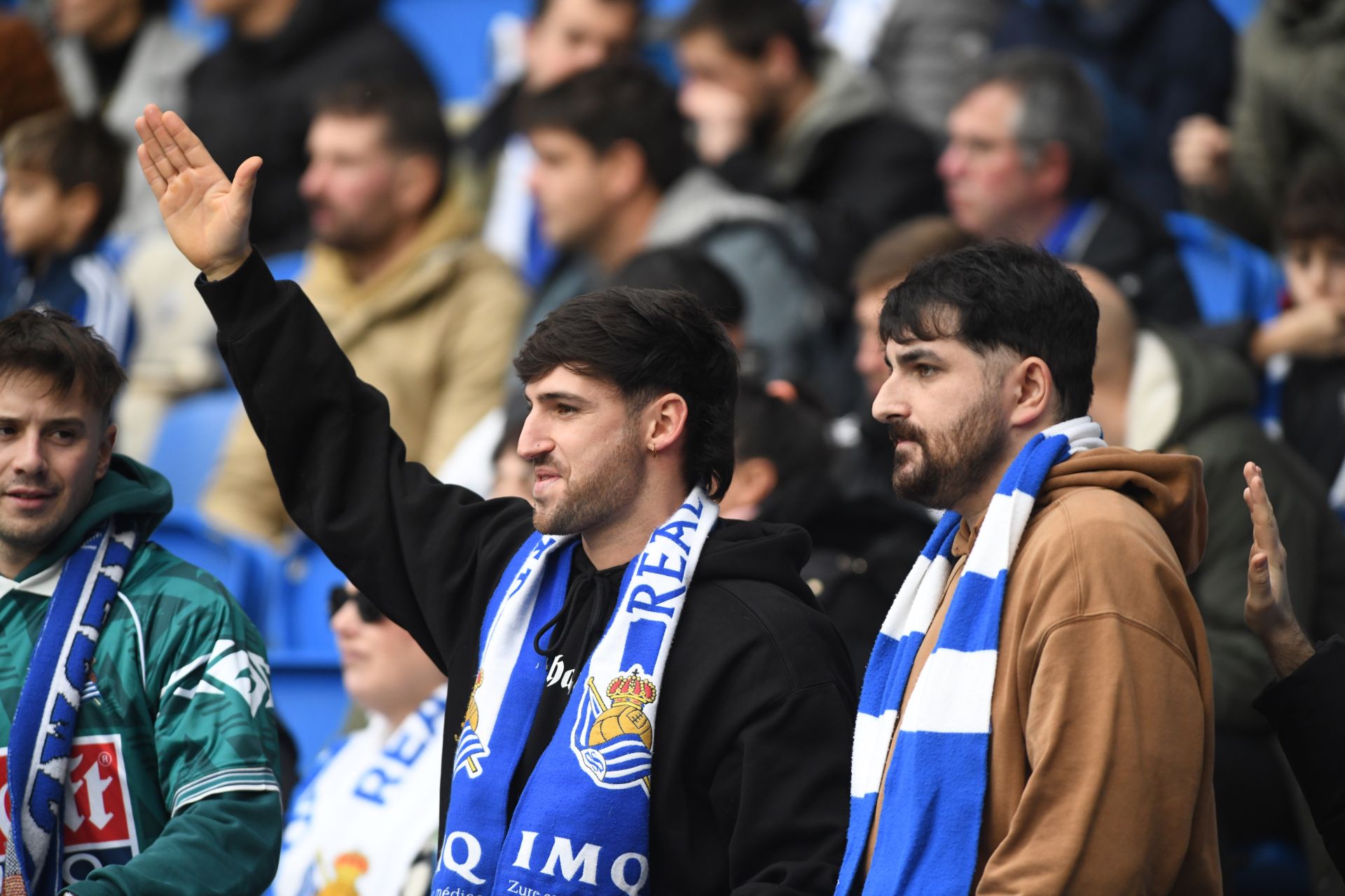 Búscate en las gradas de Anoeta