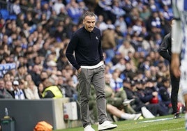 Sergio Francisco, con gesto serio en la banda de Anoeta.