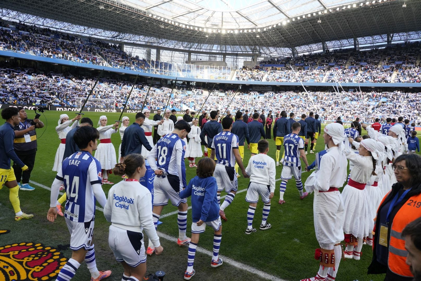 Búscate en las gradas de Anoeta