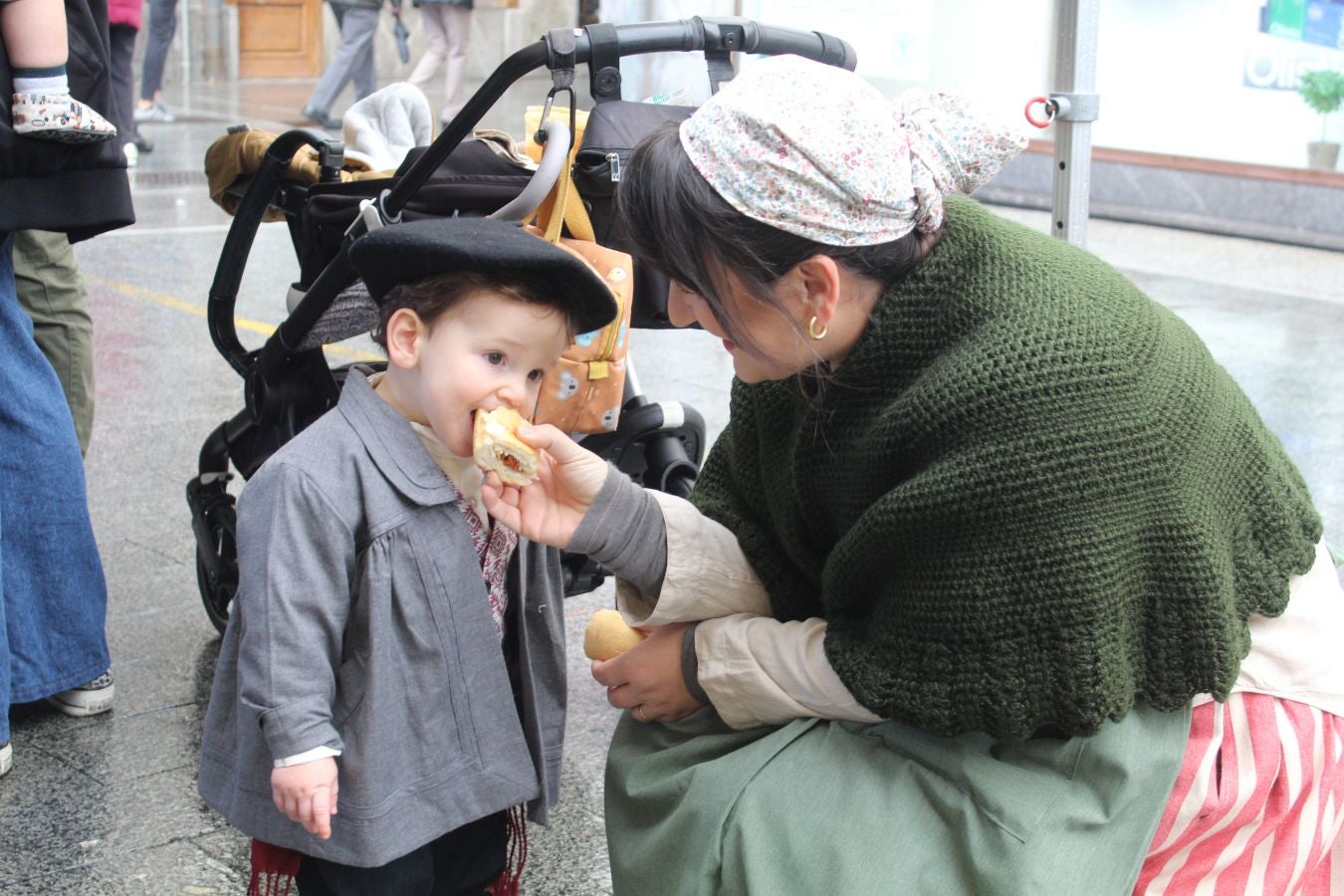Bizi irudietan Azkoitiko San Andres jaia