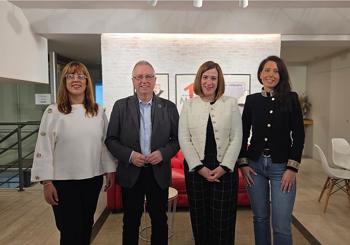Goizane Álvarez, José Ignacio Asensio, Cristina Laborda y Azahara Domínguez.