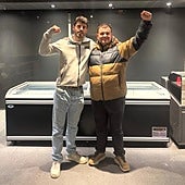 Iñaki y Xabat, los jóvenes que triunfan con sus croquetas, abren un nuevo local en San Sebastián