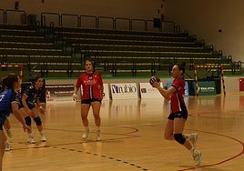 El equipo femenino olvidó rápido la derrota en Orio.