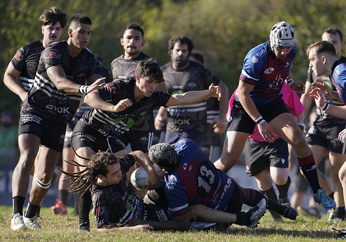 EL ZAISA-Txingudi empezó la liga sin derrotas en tres jornadas y ahora ha perdido tres partidos.