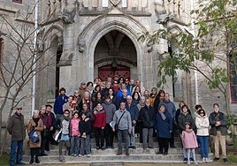 Abadia gaztelura txangoa eta bisita gidatua antolatu zen.