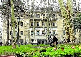 Condenado por violar en Bizkaia a la hija de su pareja desde que tenía 10 años