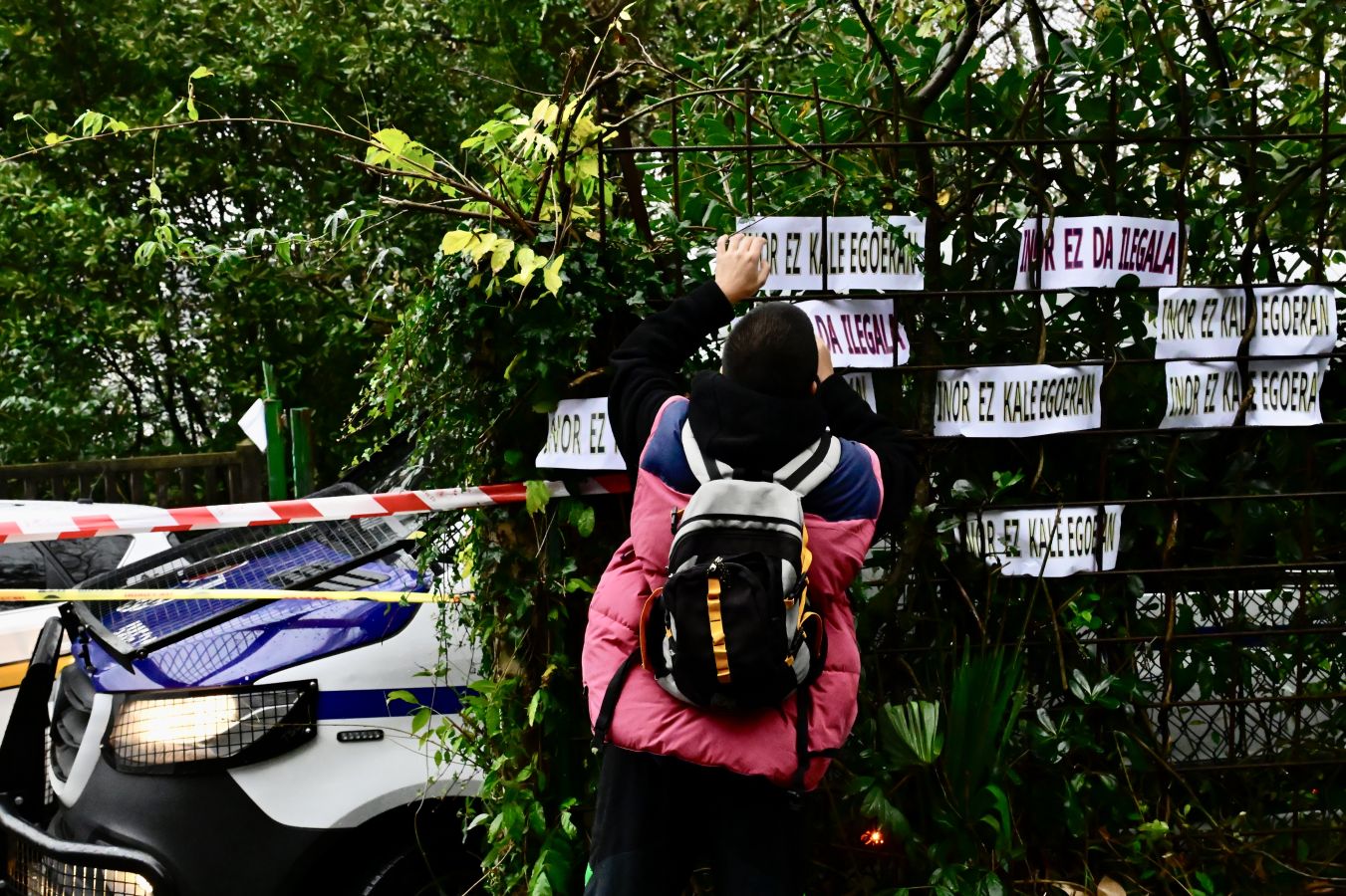 Desalojo del edificio okupado en Martutene