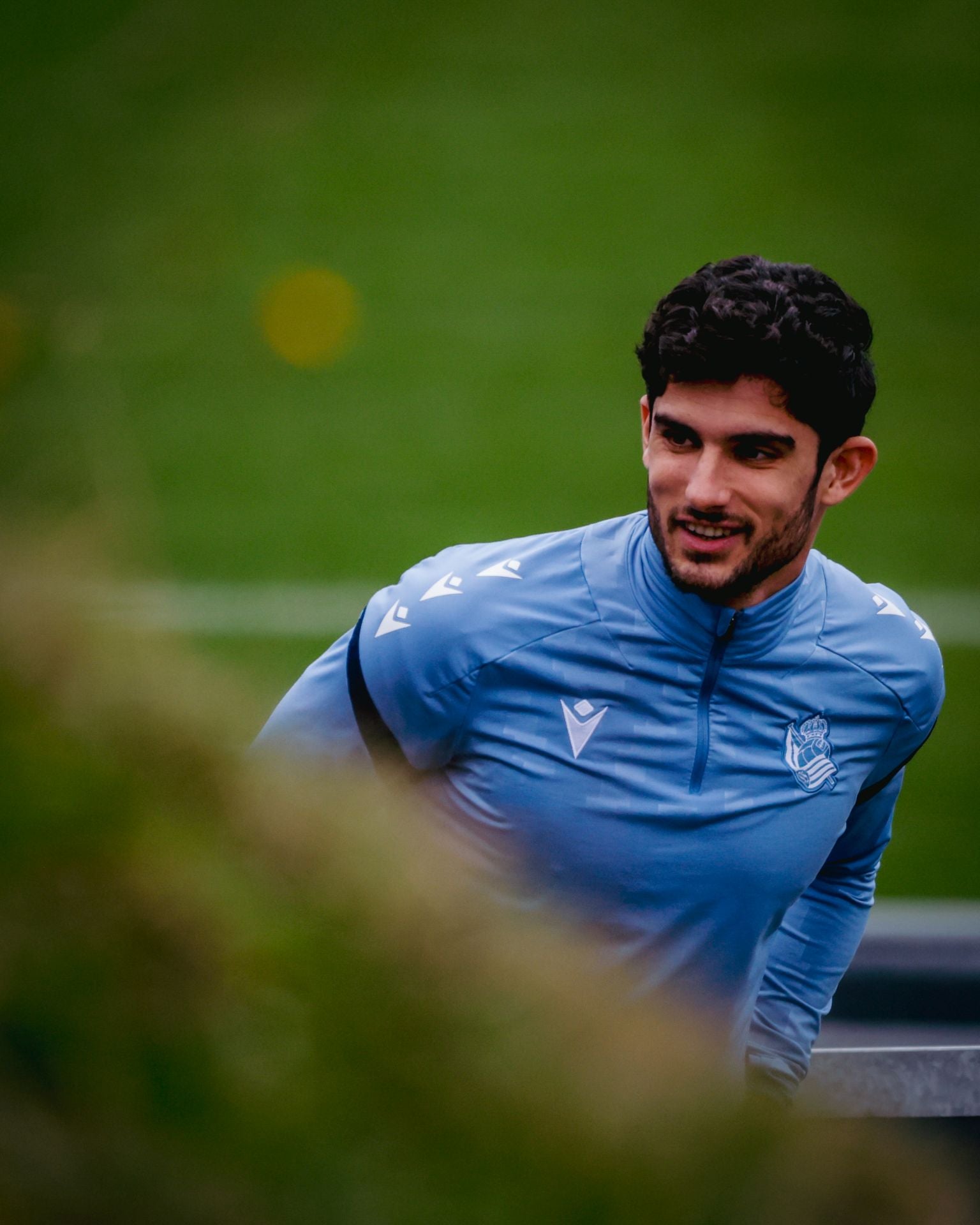 Lluvia y un gol de chilena pensando ya en Mendizorrotza