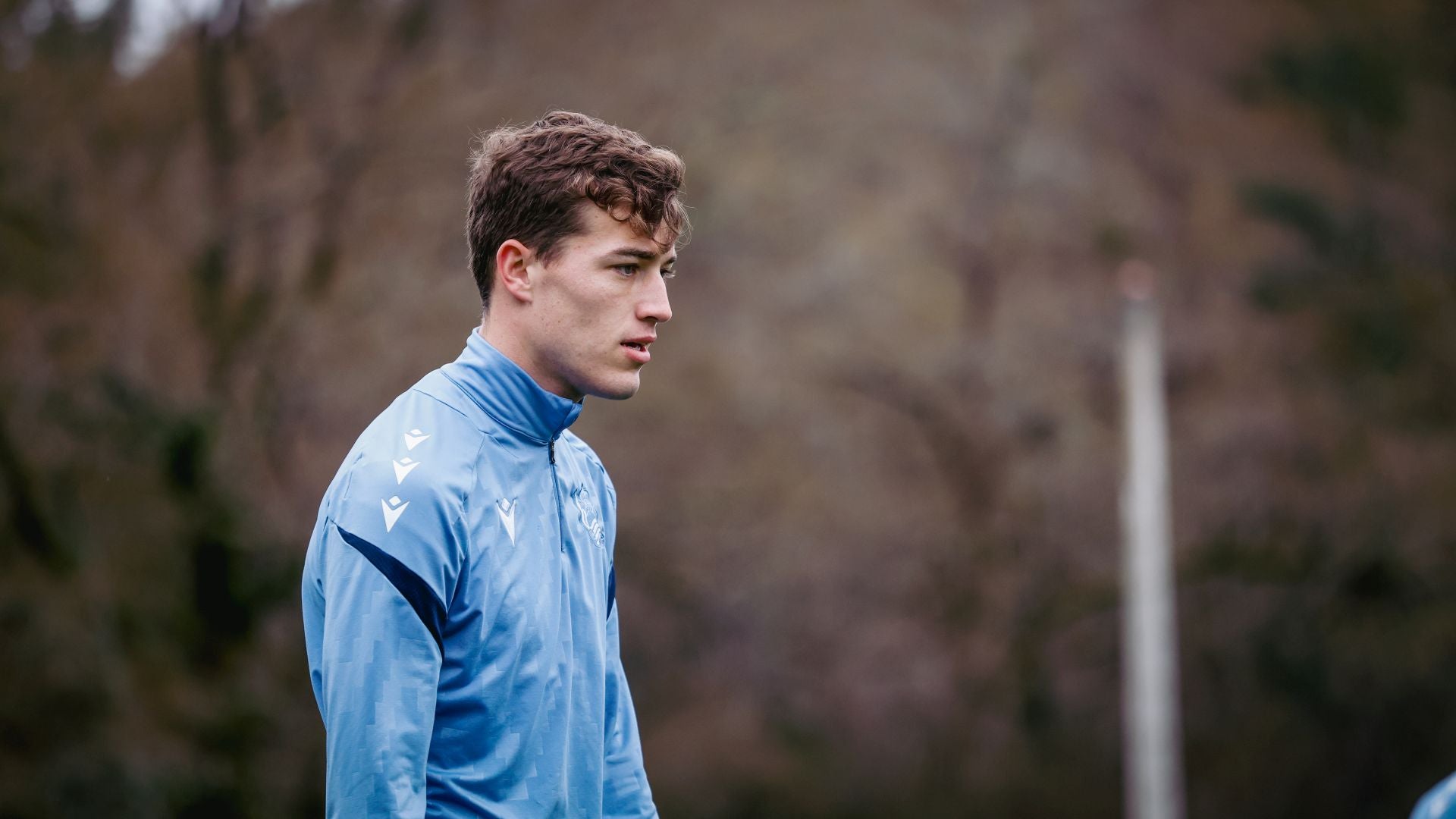 Lluvia y un gol de chilena pensando ya en Mendizorrotza