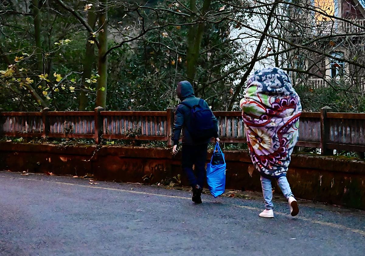 Desalojo del edificio okupado en Martutene