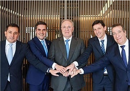 Xabier Sagredo, Mikel Jauregi, José Antonio Jainaga, Noël d'Anjou y Jon Urresti, tras el preacuerdo de febrero con el accionista principal de Talgo.