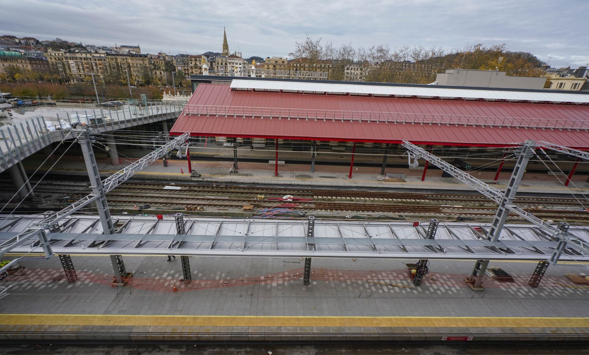 Las obras para poder recibir el TAV en Atotxa, a punto