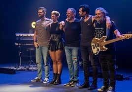 Componentes del grupo de tributo a Mecano 'Aidalai'.