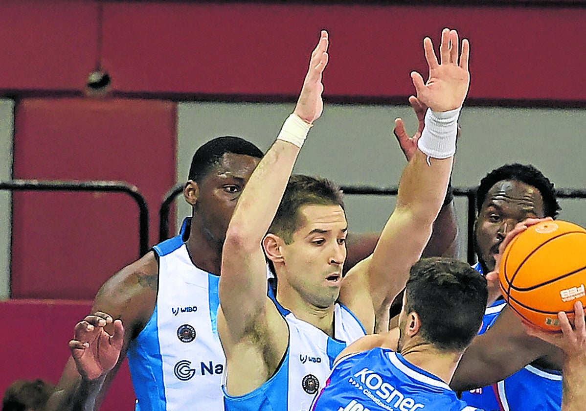 Motorcycle Content Writing: Storm & Strategy