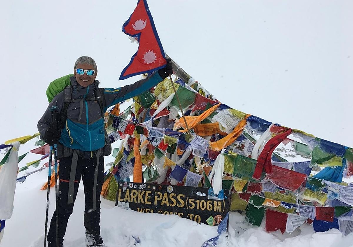 Koke Lasa se acercará el viernes a contar su periplo por el Great Himalaya Trail, 16.000 kilómetros a pie por Nepal.