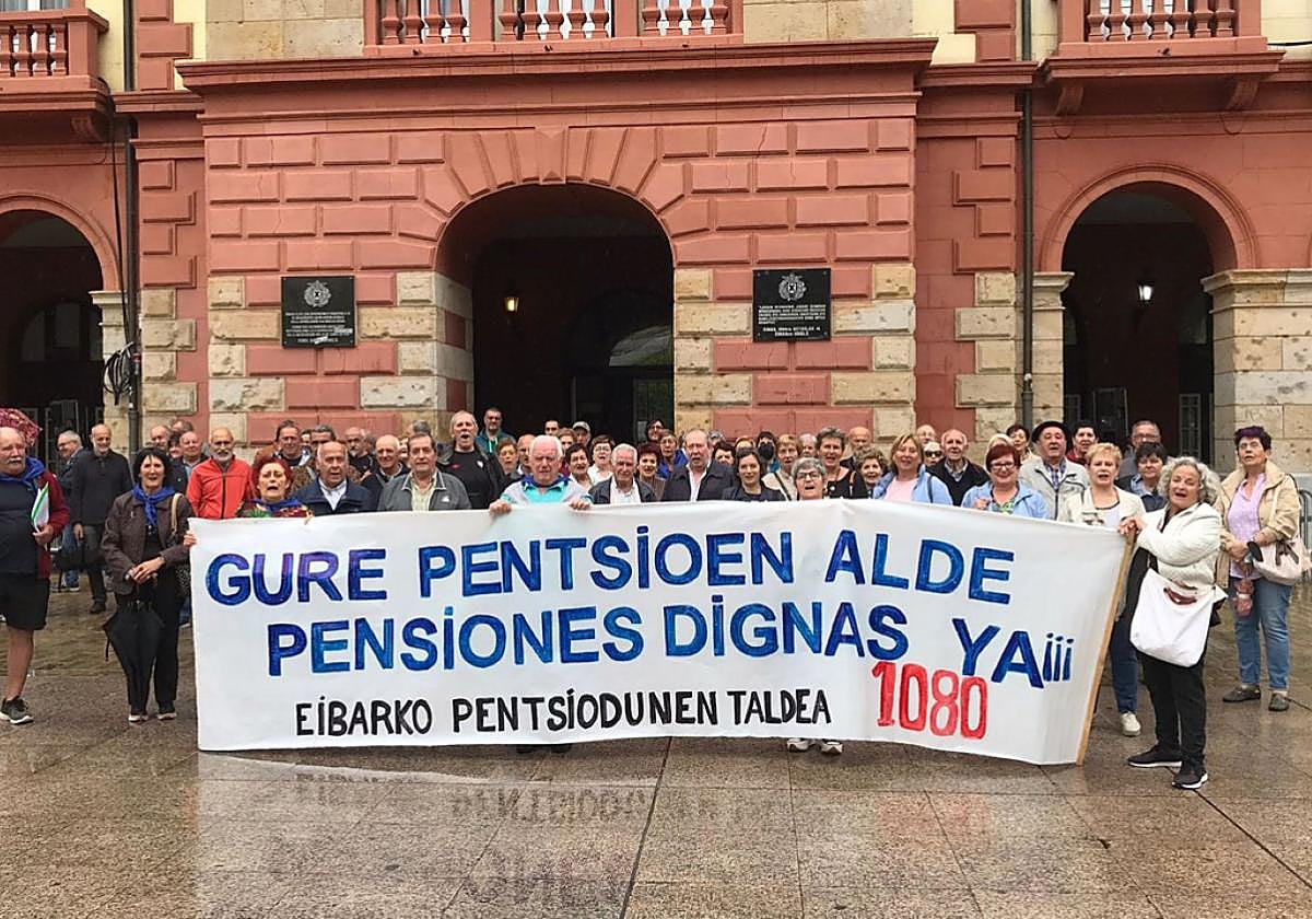 Debabarrena mantiene pensiones medias relativamente altas gracias a su pasado industrial.