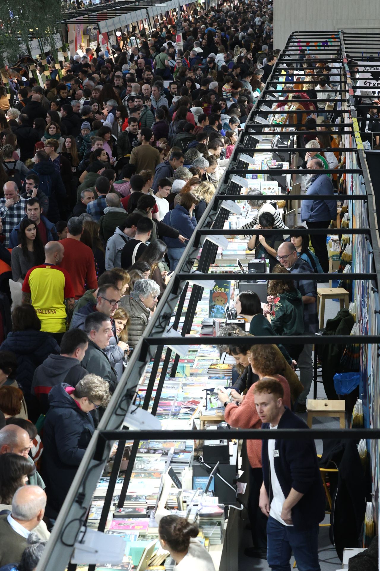 Bigarren eguna, argazkitan